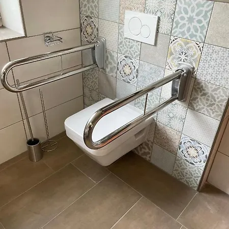 Jahn Apartment